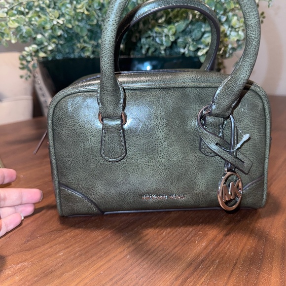 Michael Kors Thompson XS Distressed Convertible Satchel – Olive Green – NEW - Picture 5 of 7